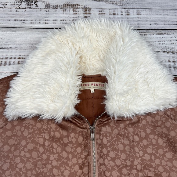 NWT Free People Puffer Jacket Crafted Floral Faux Fur Collar Bomber Sz Large - Picture 8 of 12